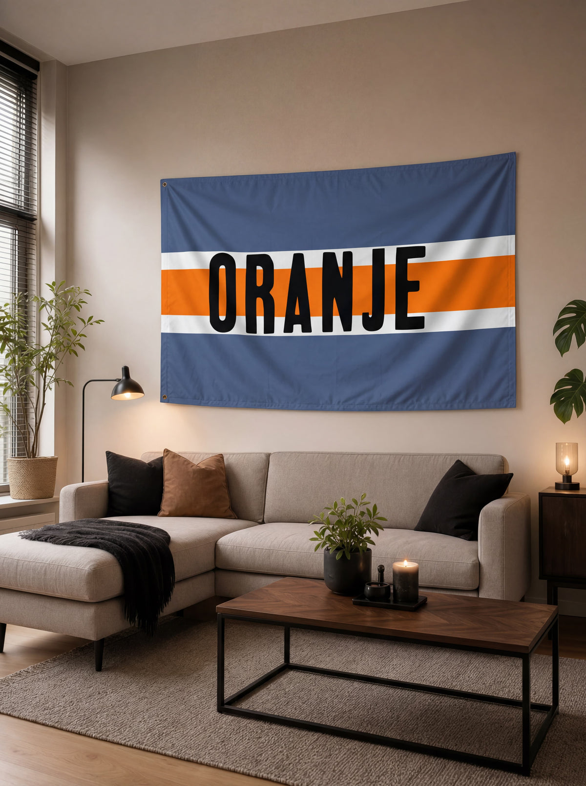 Vlag geïnspireerd op de armbanden van het Nederlandse verzet (Driekleurige variant)